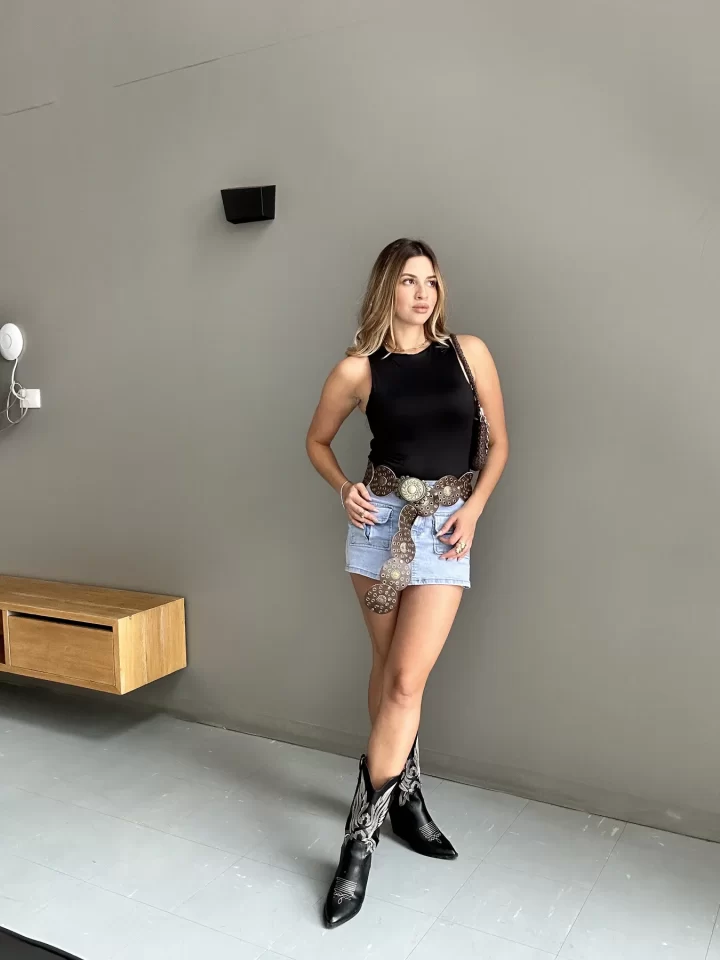 FALDA SHORT JEANS TIPO CARGO - Imagen 3