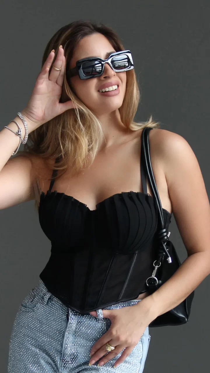CROP TOP CON PLIEGUES