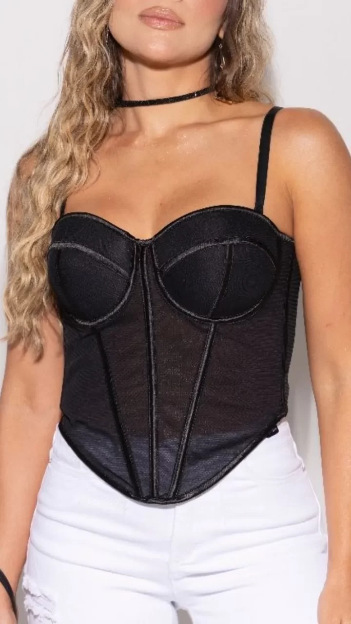 CROP TOP CON SESGOS EN SATÍN