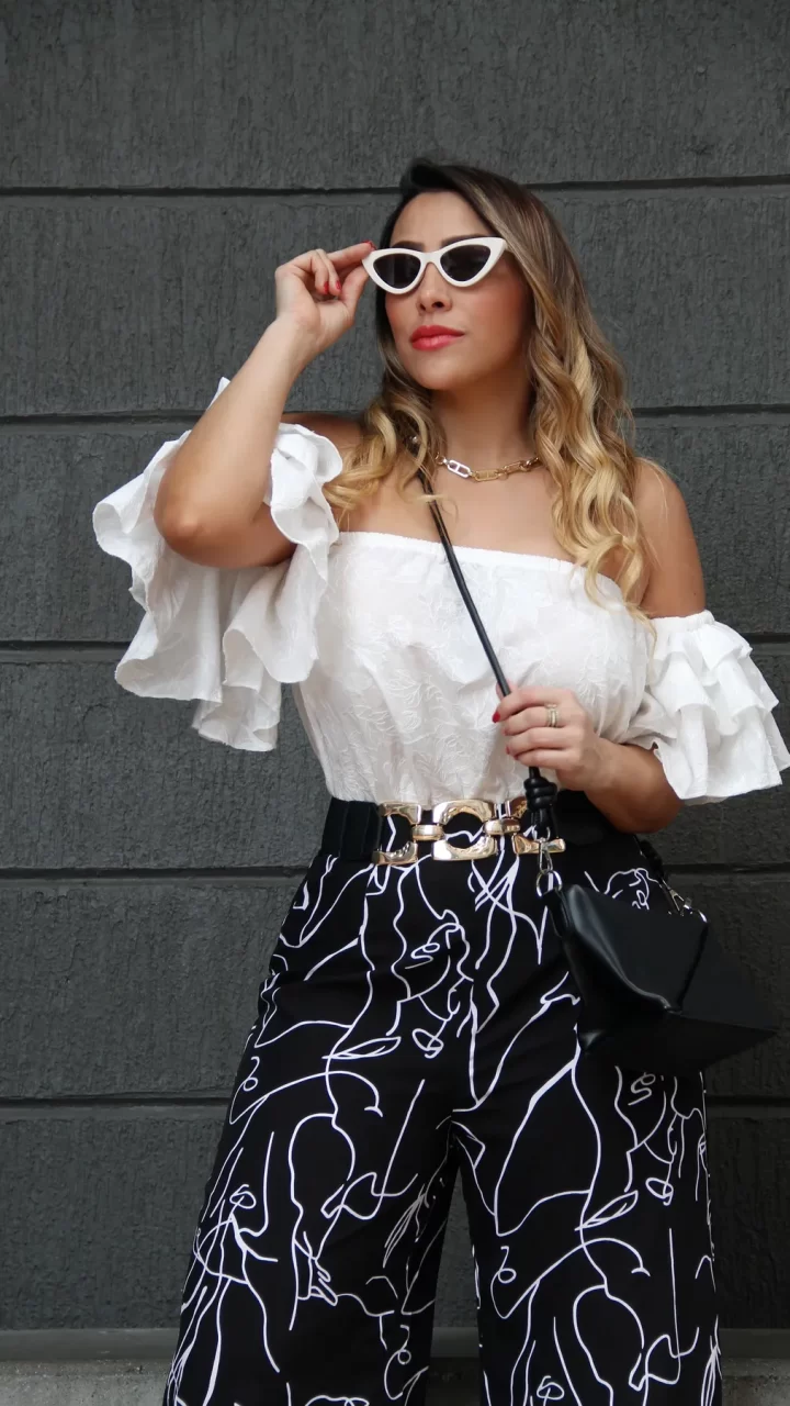 CAMISERA CON RELIEVE