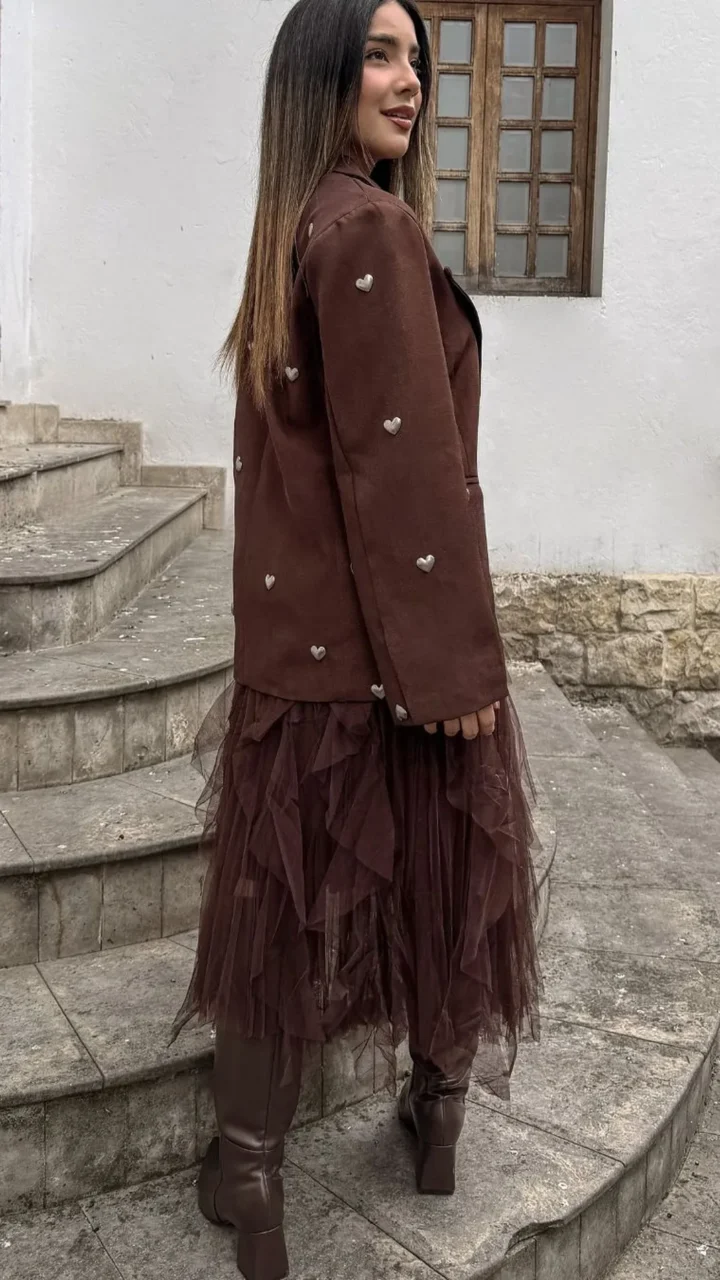 BLAZER CON APLIQUES DE CORAZÓN