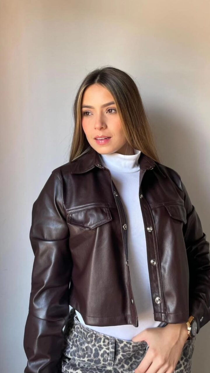 CHAQUETA DE CUERINA