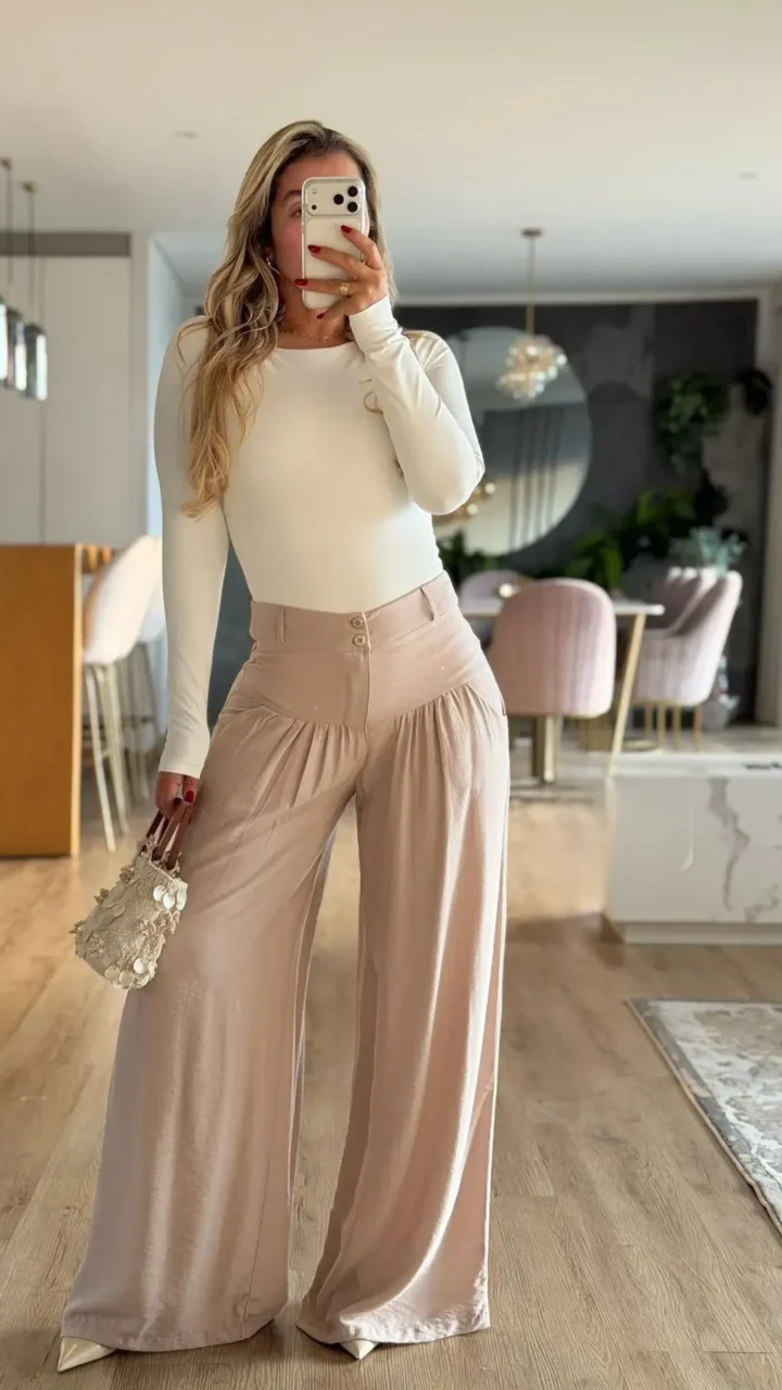 PANTALON CORTE RECOGIDO EN FRENTE