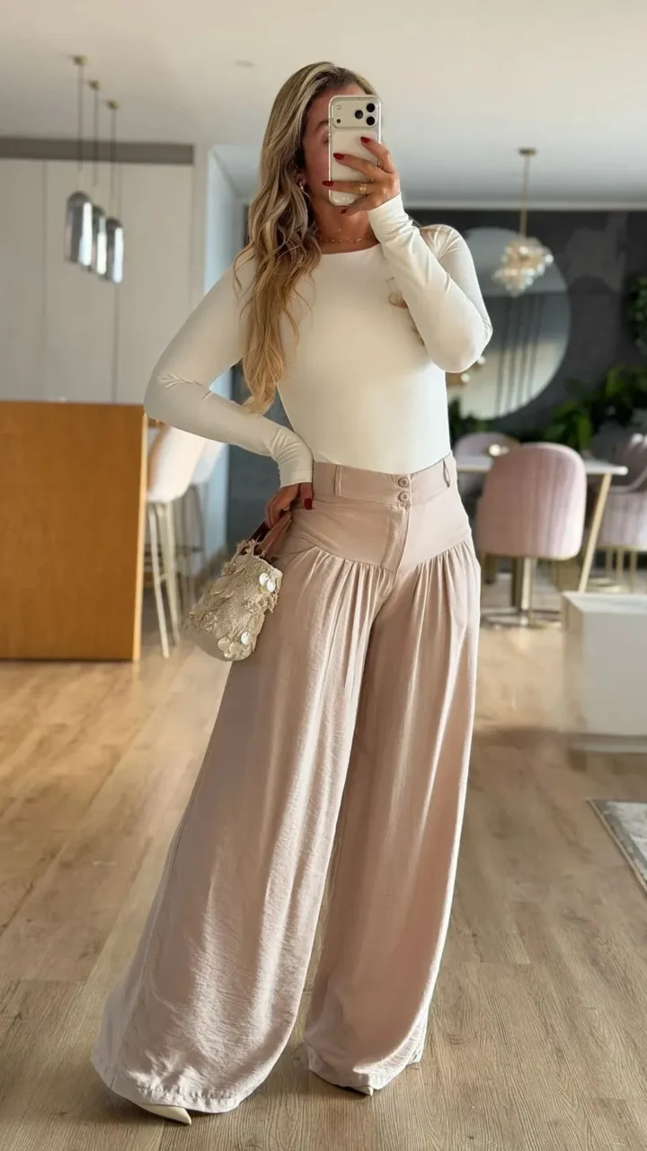 PANTALON CORTE RECOGIDO EN FRENTE