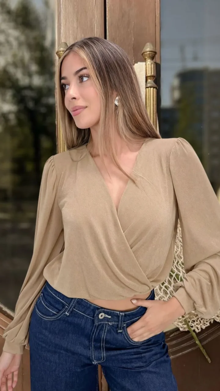 BLUSA CRUZADA BRILLANTE CAPRI