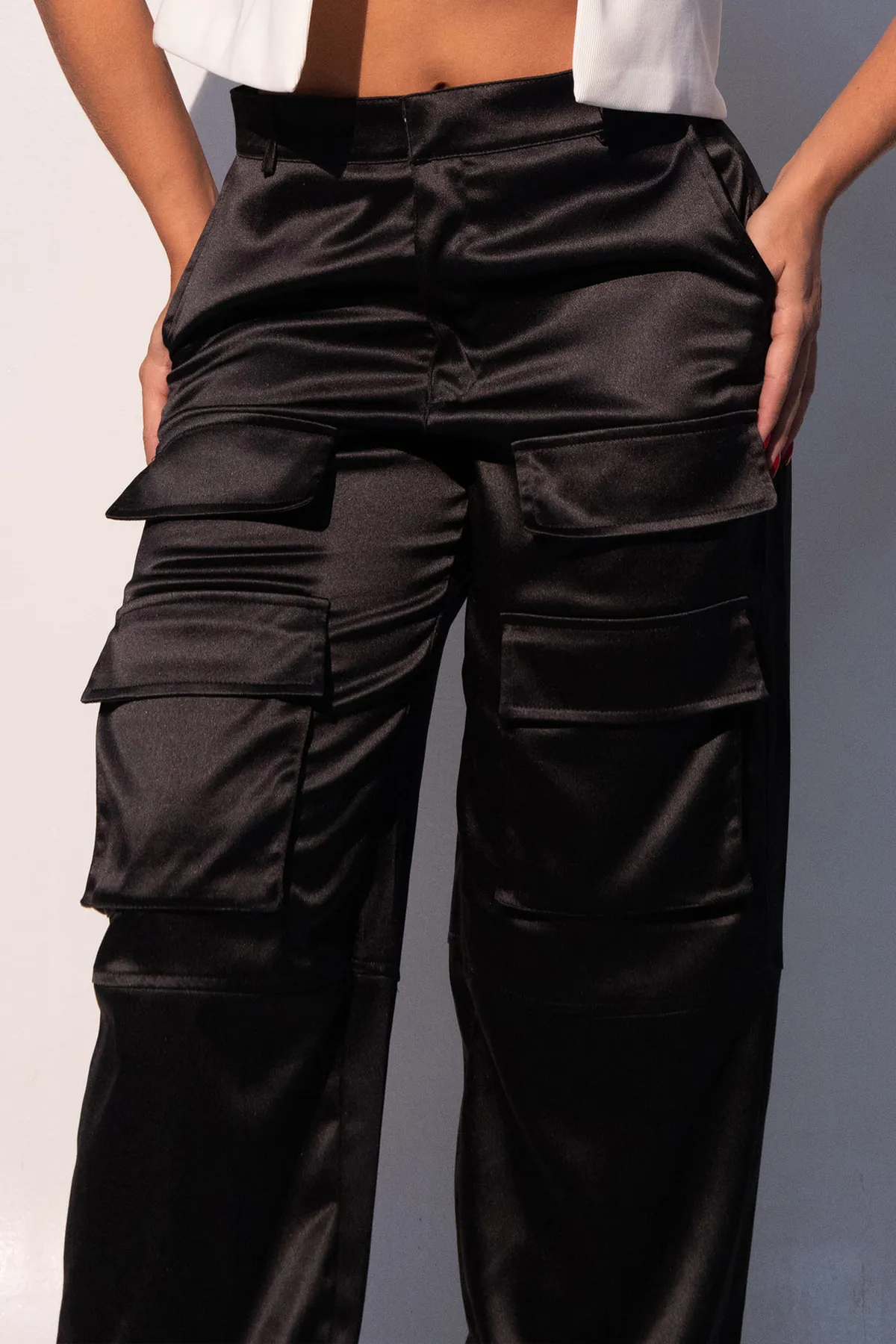 PANTALON SATIN TIPO CARGO - Imagen 3